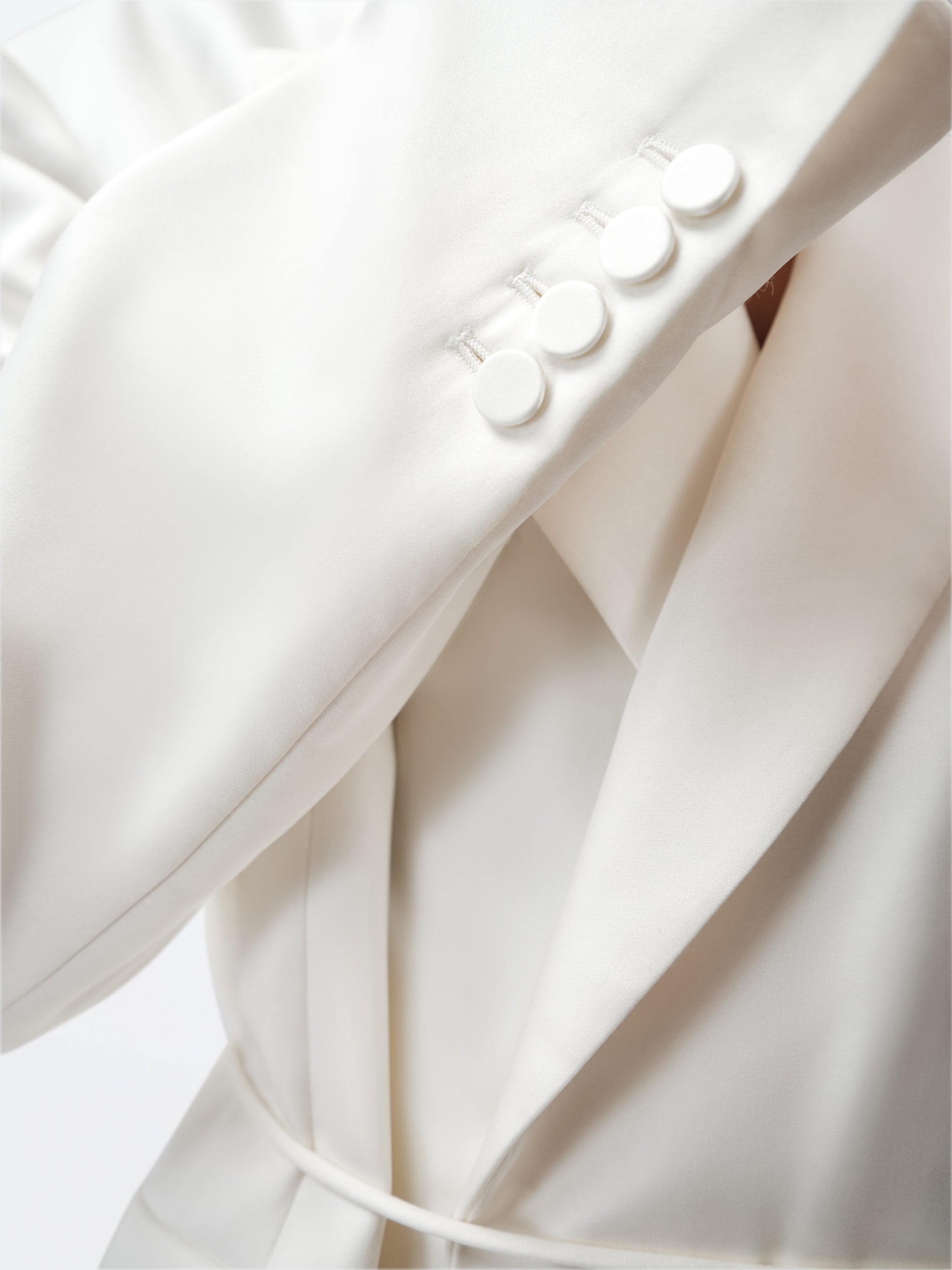 Short padded coat in double silk