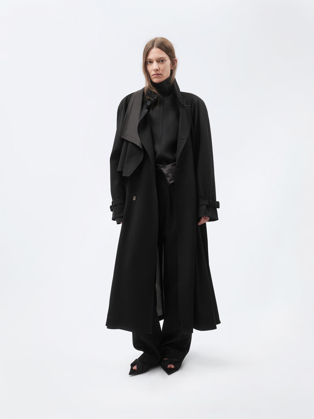 Trench en sergé de laine fluide
