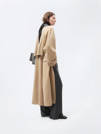 Pardessus en satin de coton et soie
