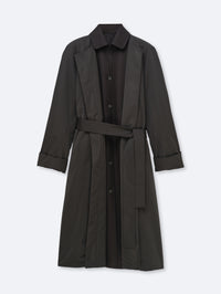 Manteau ouatiné en duchesse