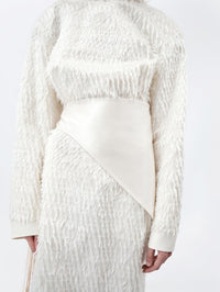 Fitted dress in feather jacquard