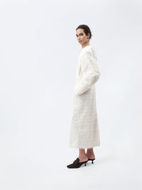 Fitted dress in feather jacquard