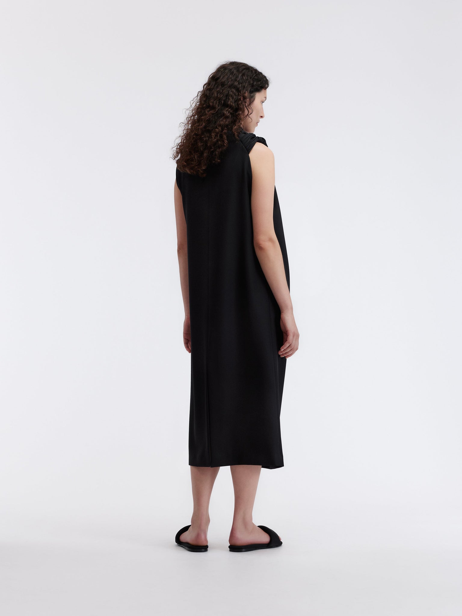 Scarf dress in grain de poudre