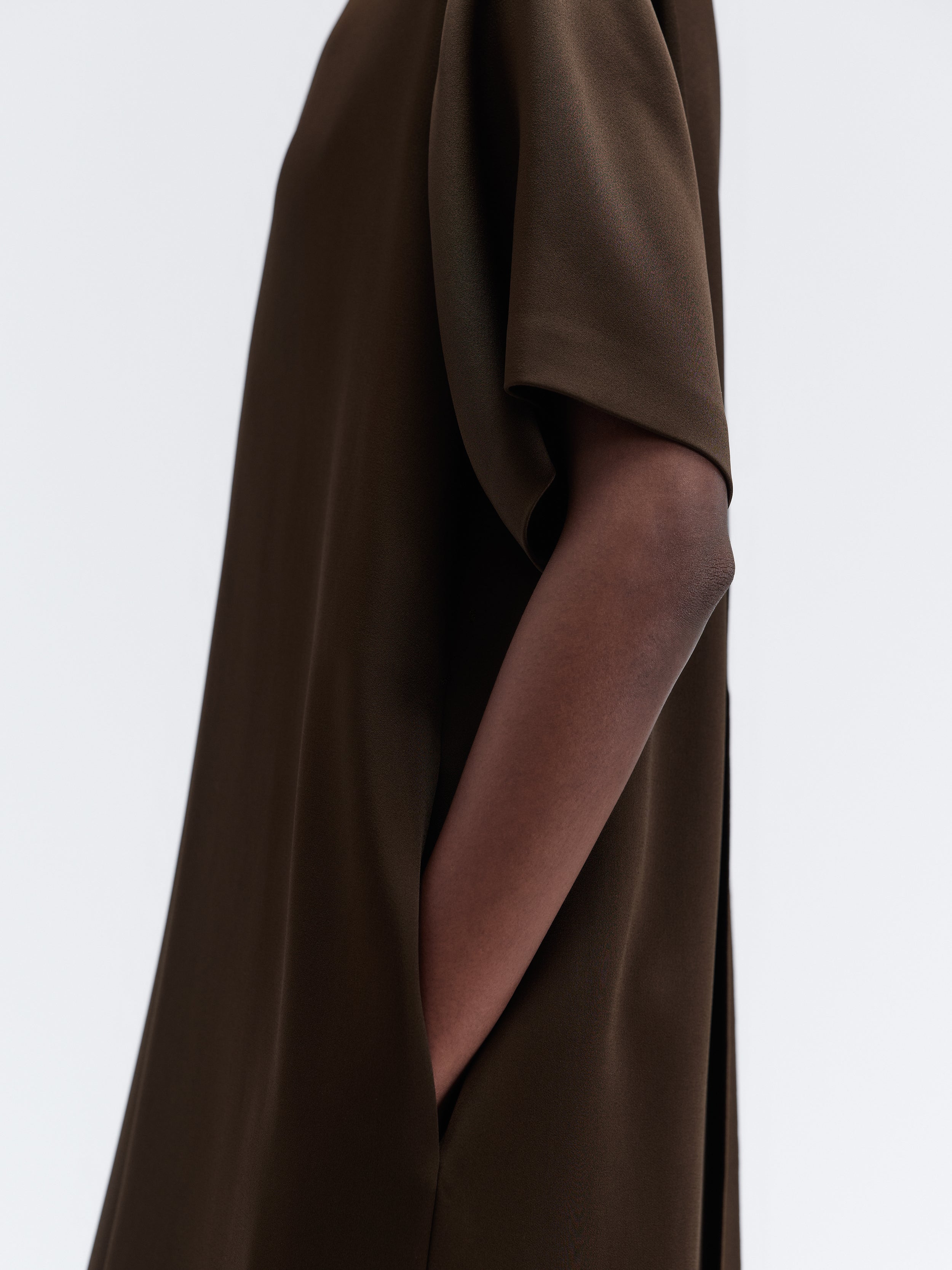 Straight dress in double satin