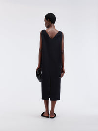 V-neck dress in light double face wool