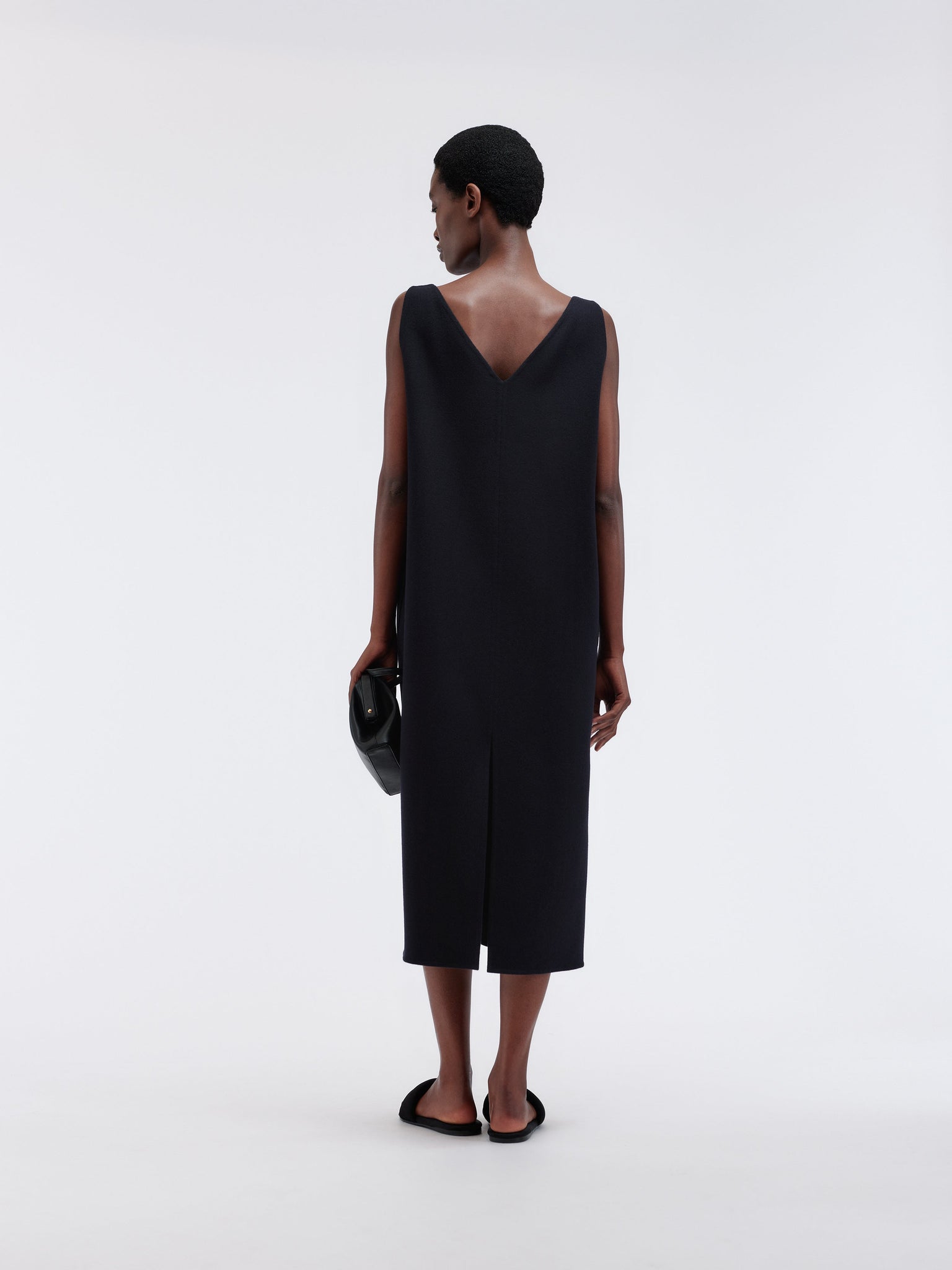 Robe col en V en laine double face légère