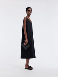 V-neck dress in light double face wool