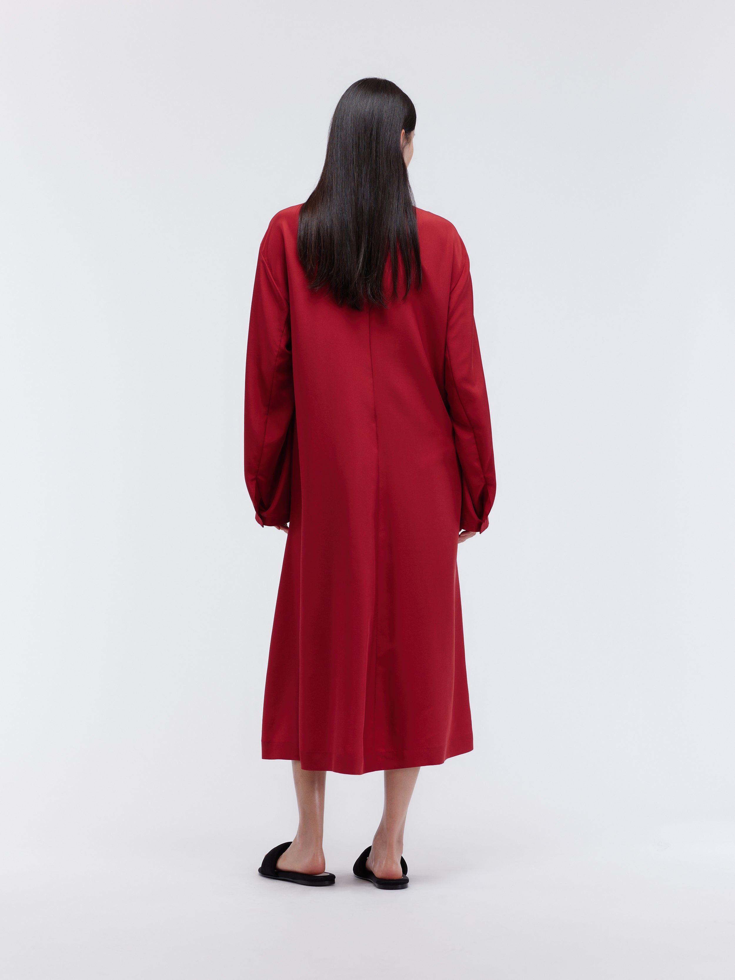 Long draped dress in silk habotaia