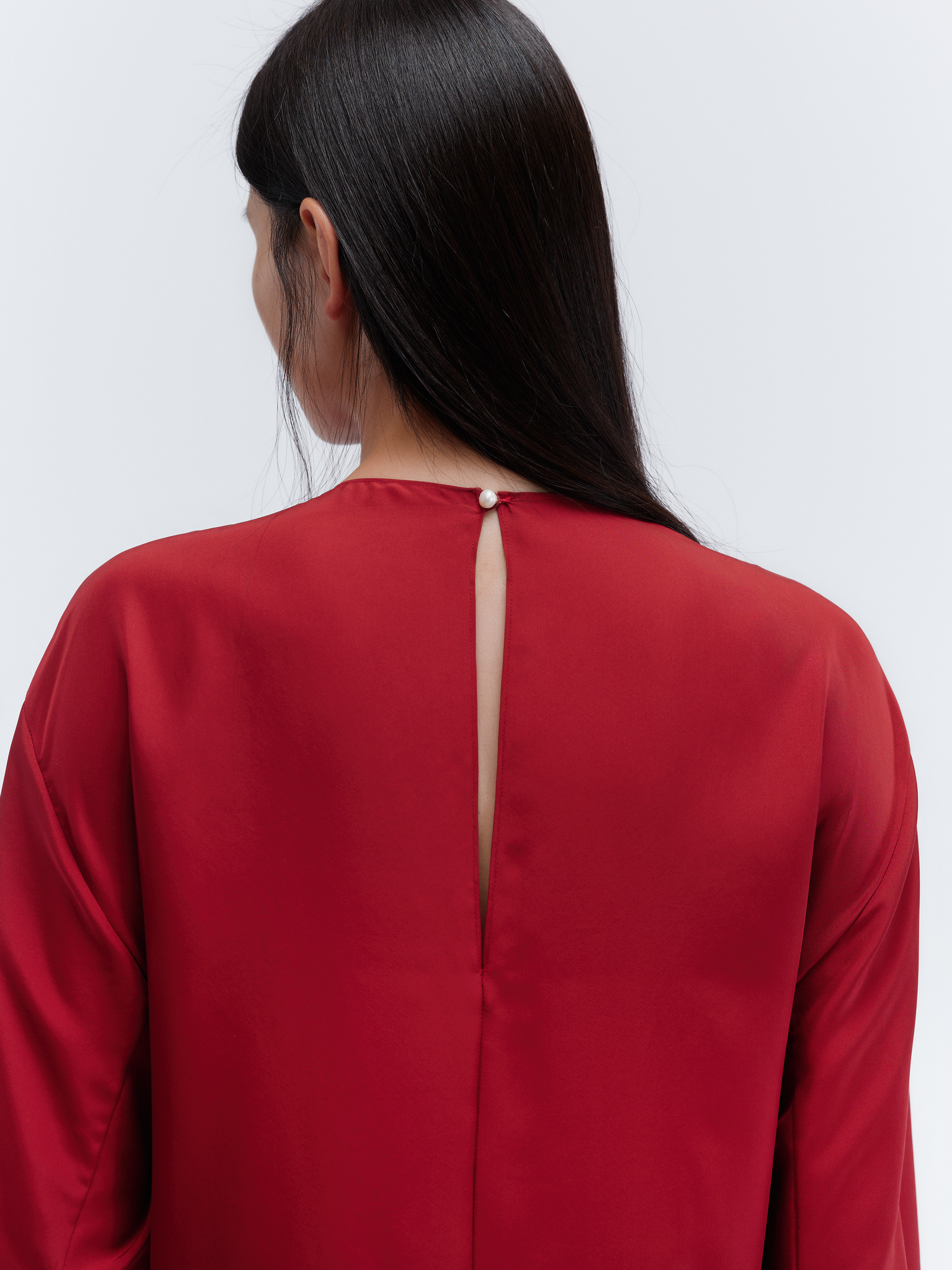 Robe longue drapée en soie habotai