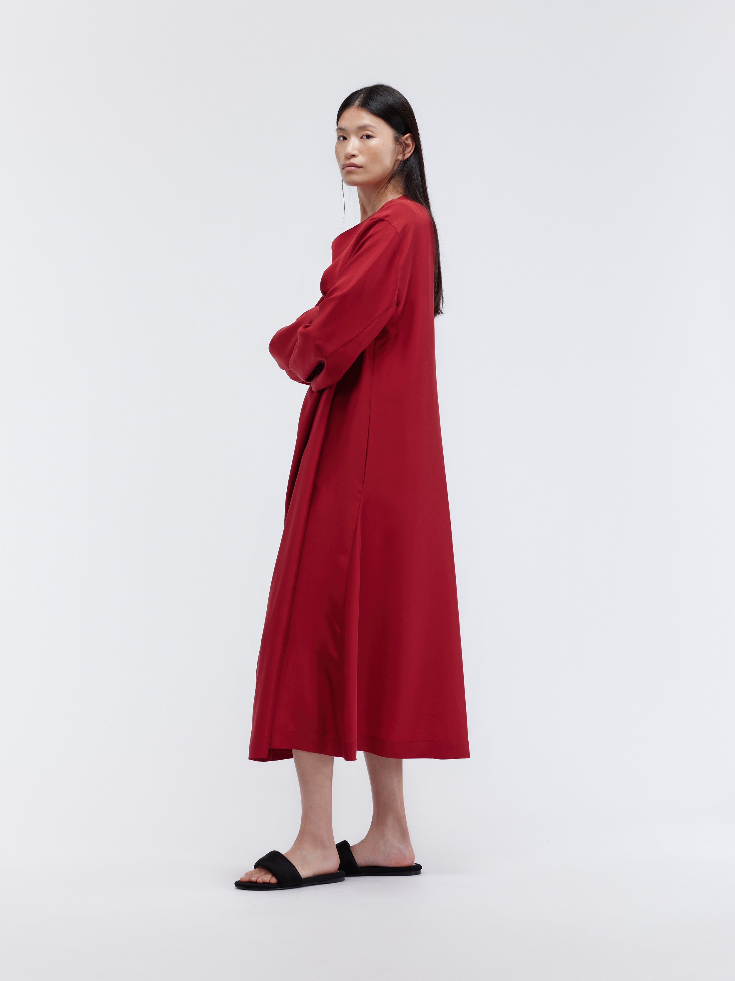 Long draped dress in silk habotaia