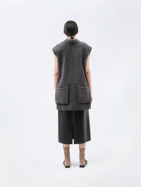 Veste sans manches en shearling bouclé