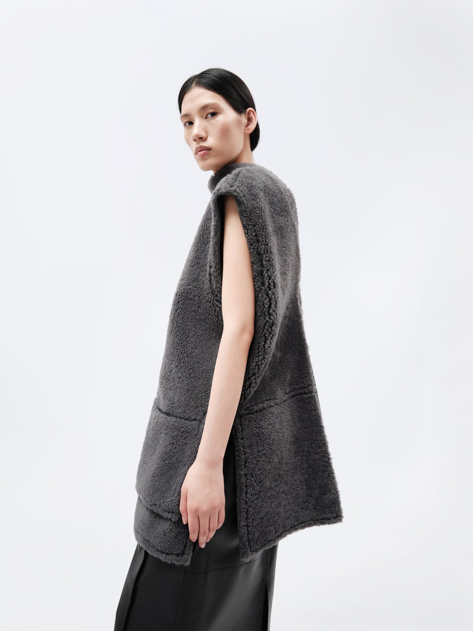 Veste sans manches en shearling bouclé