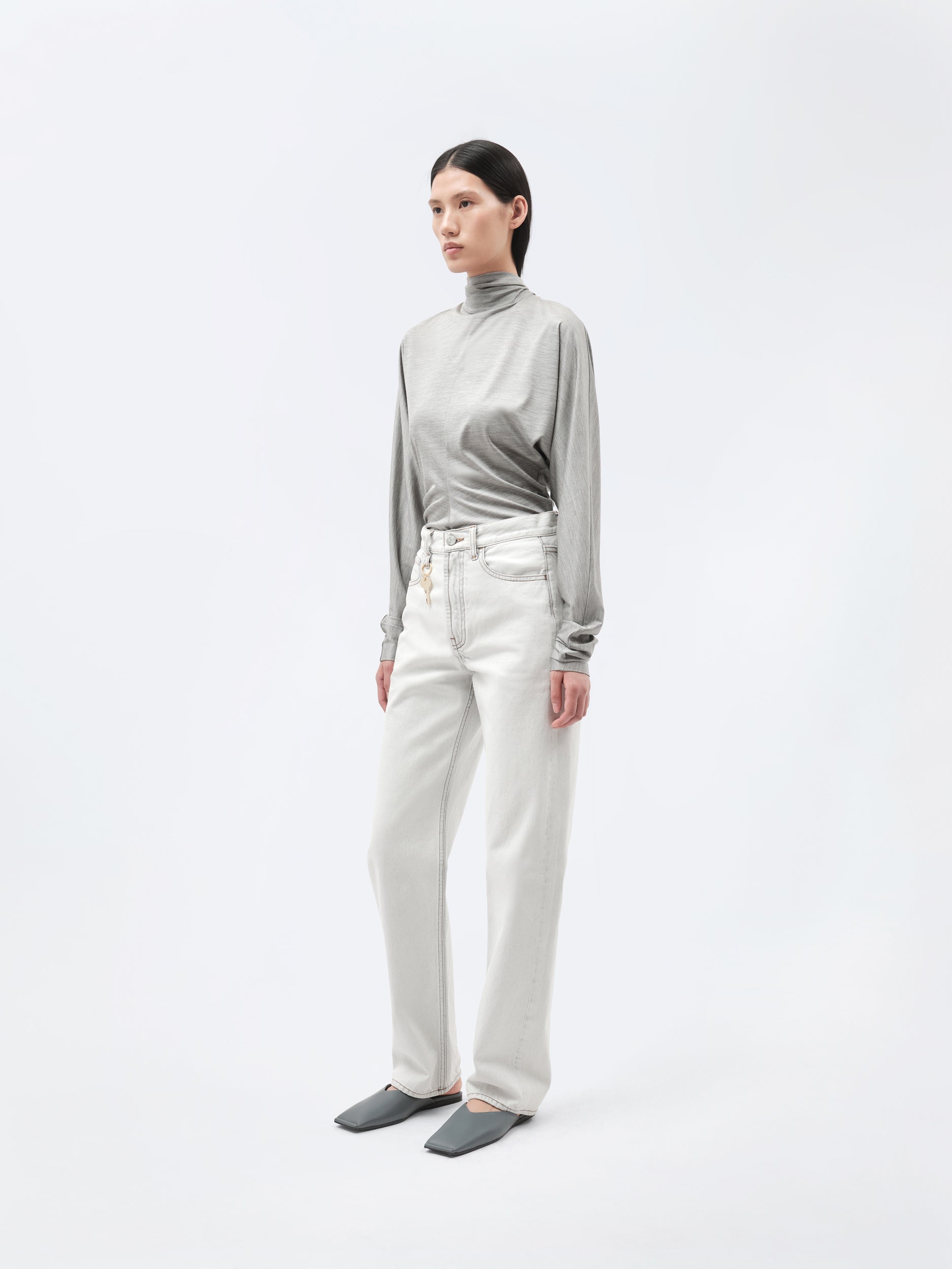 Pantalon 5 poches porte-clé en denim gris clair