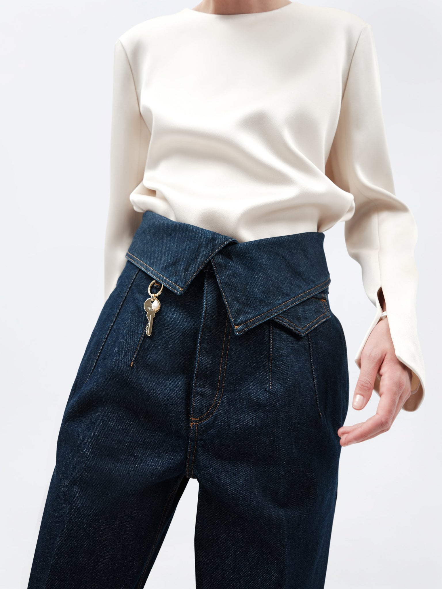Pantalon orchidée porte-clés en denim indigo