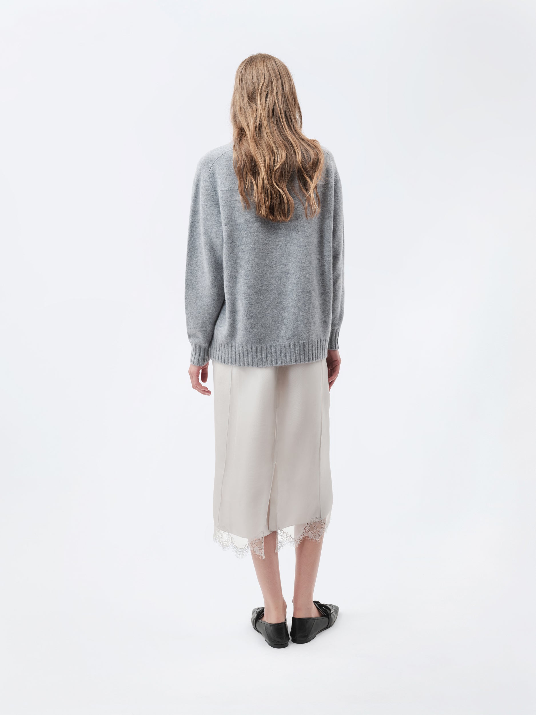 Crew neck jumper in brushed cashmere