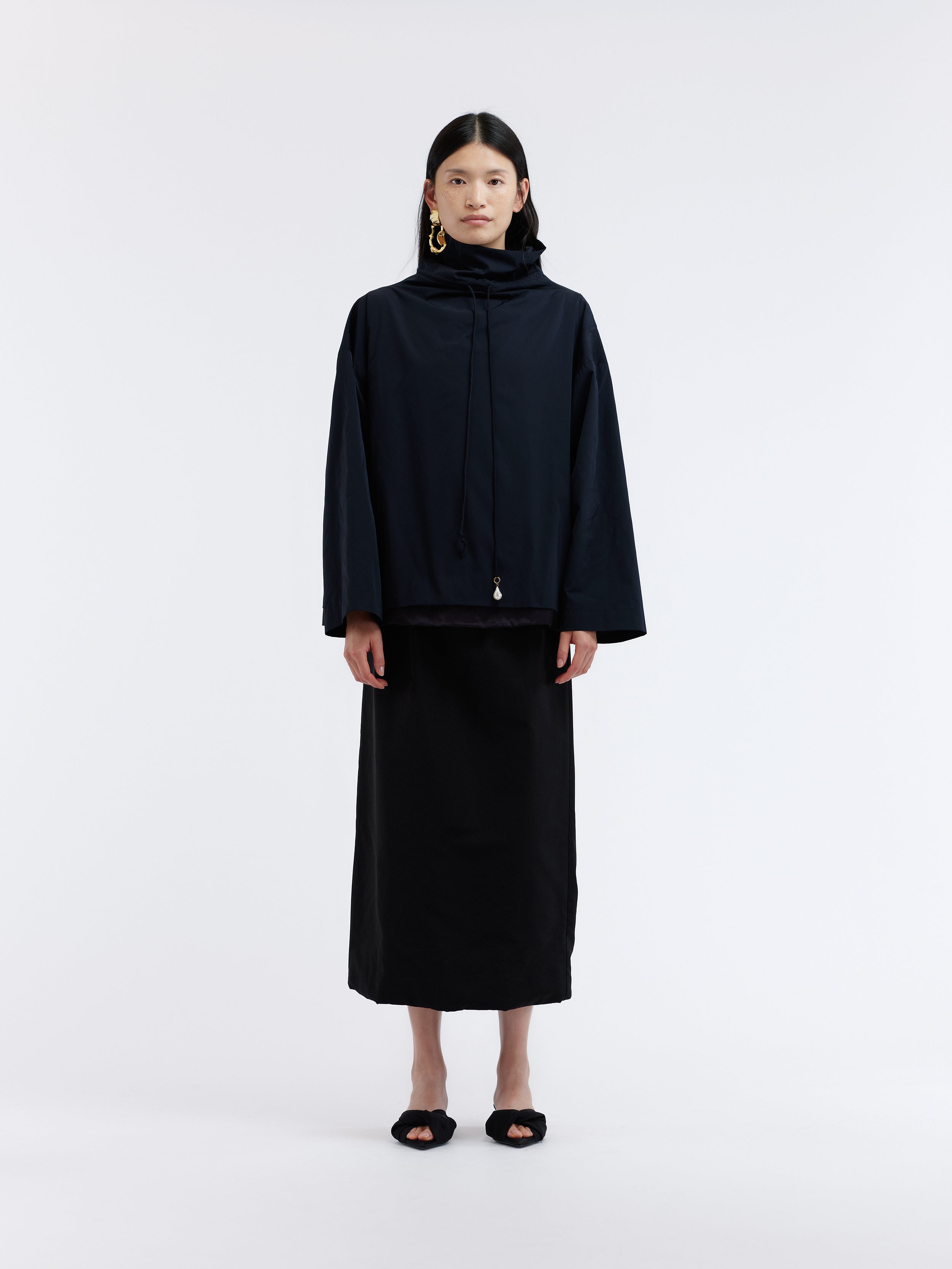 Pearl sweater in sport couture