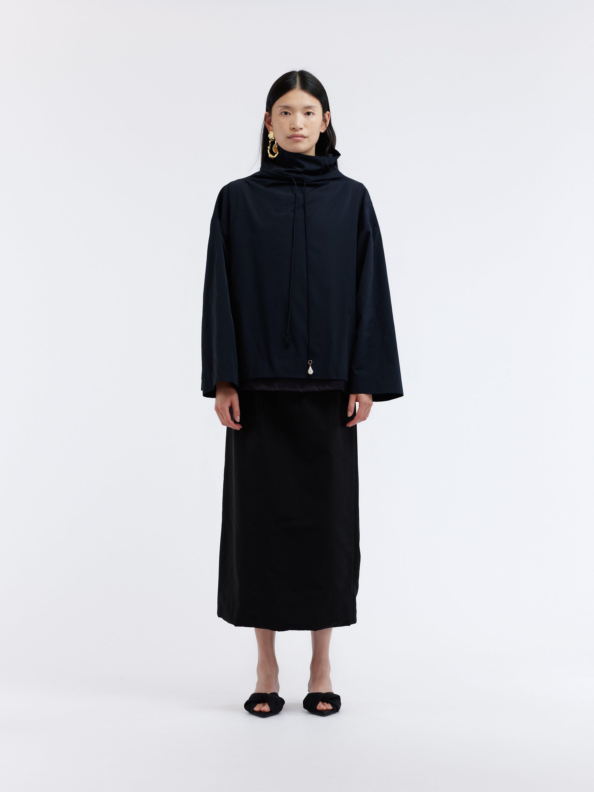 Pearl sweater in sport couture