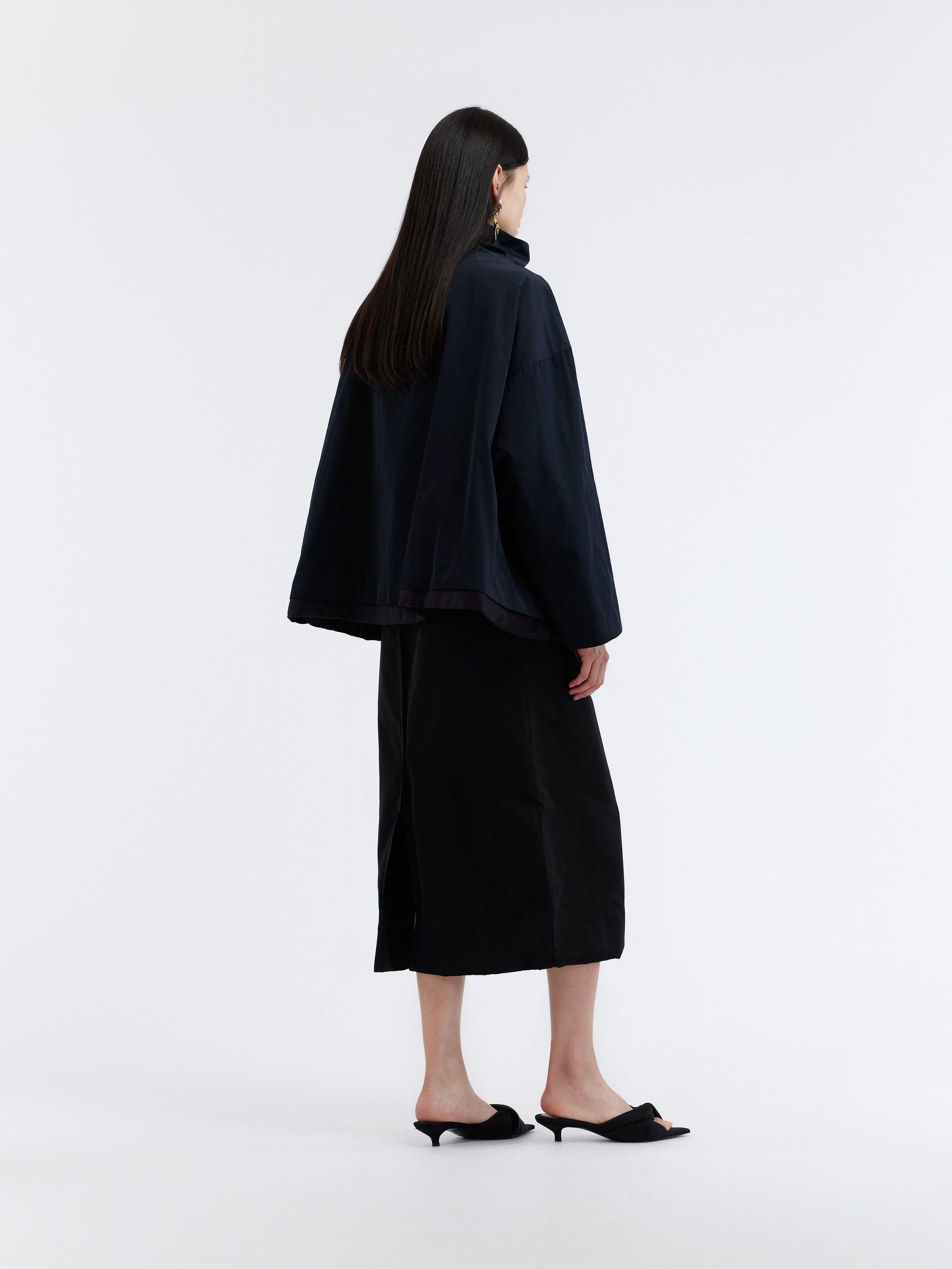 Pearl sweater in sport couture