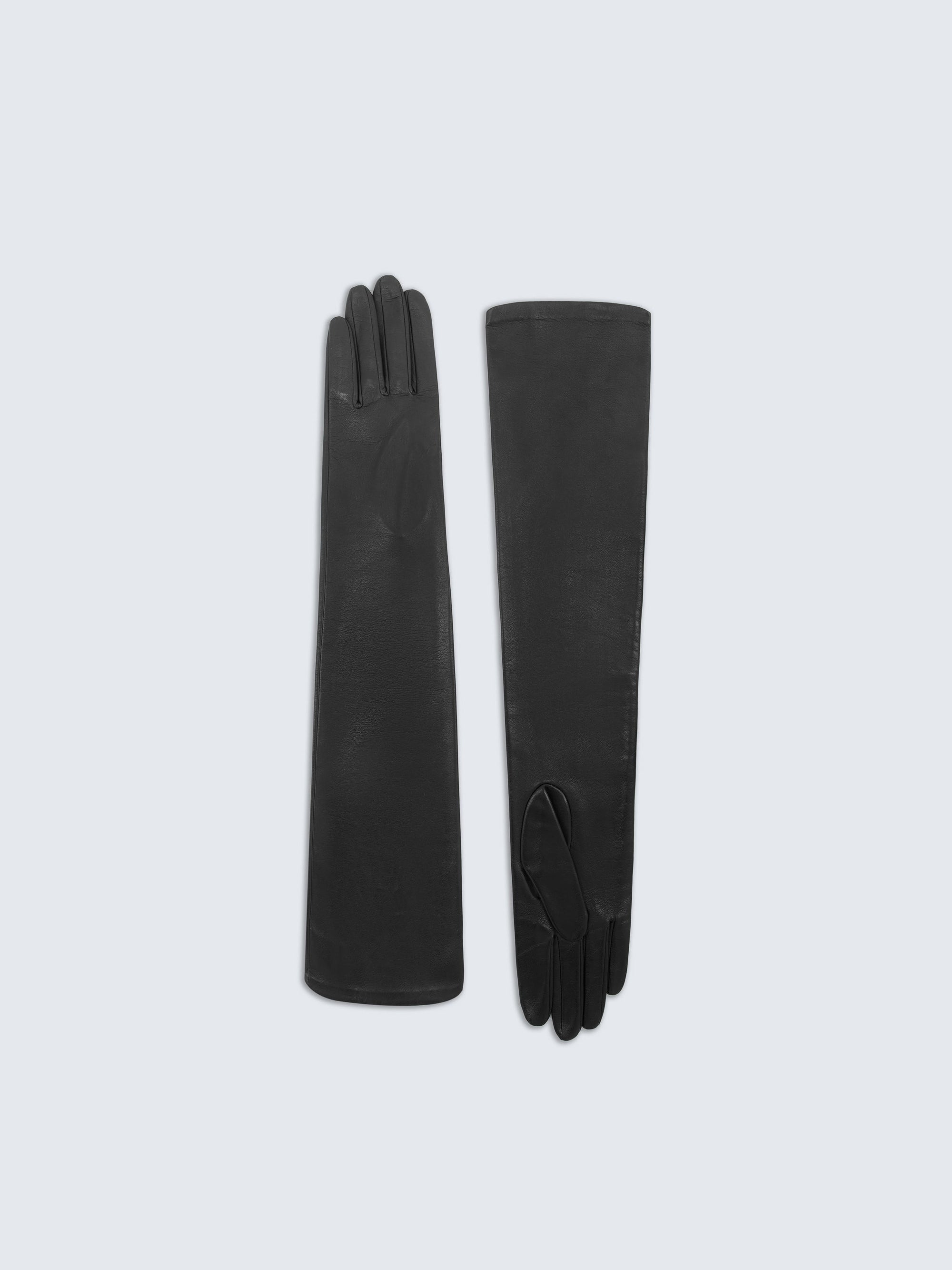 Long gloves in soft lamb leather