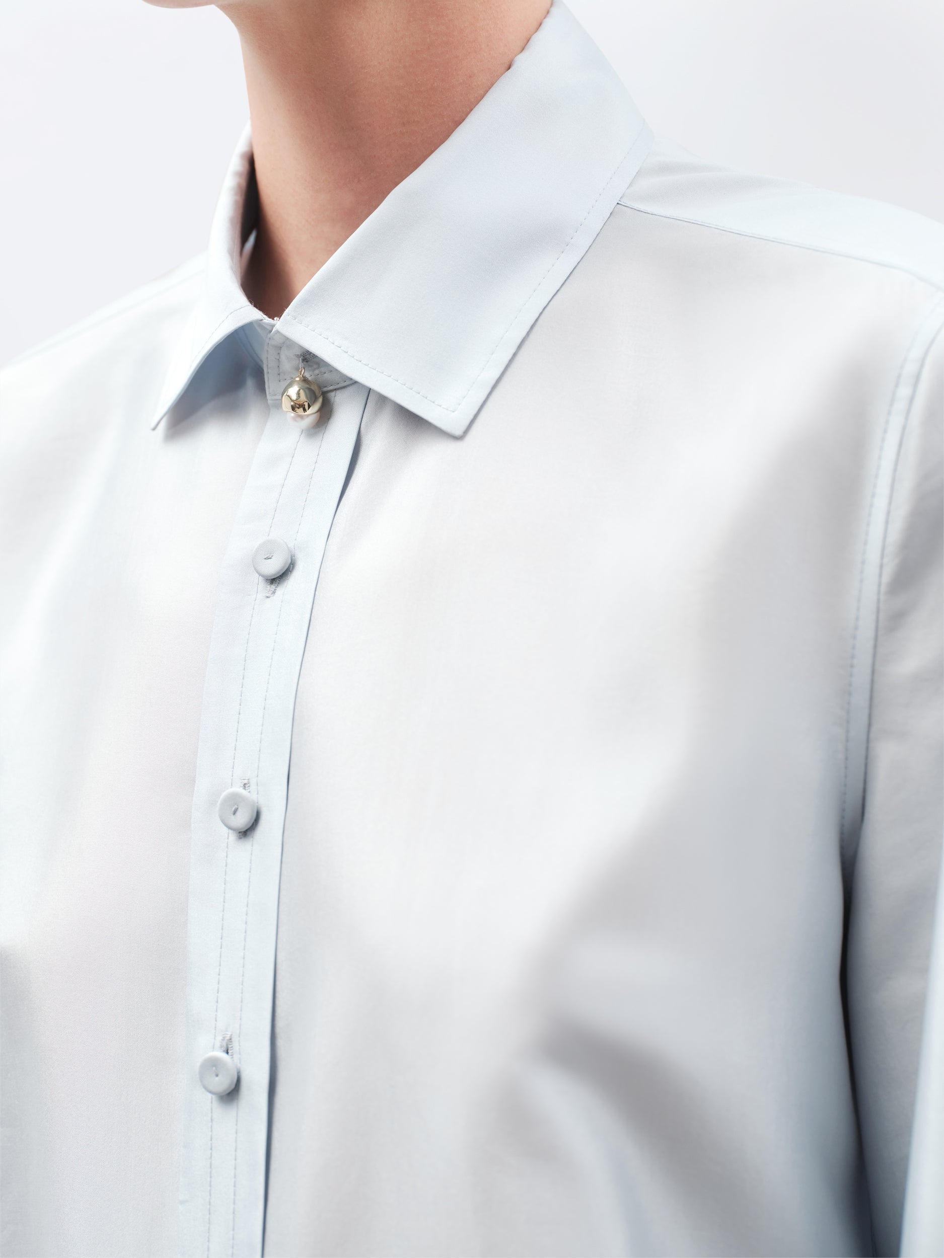 Long shirt in silk drap