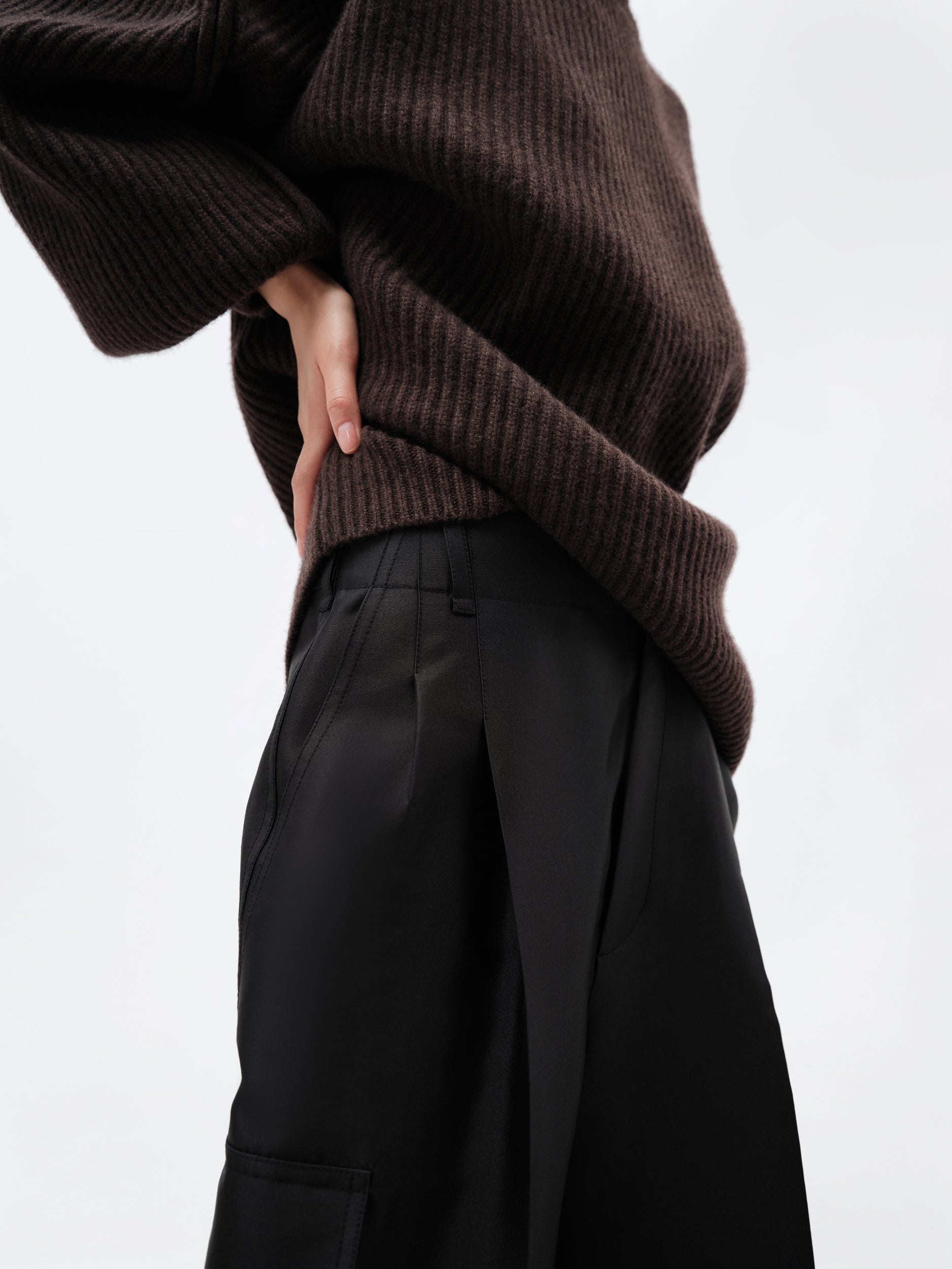Cargo shorts in silk wool couture
