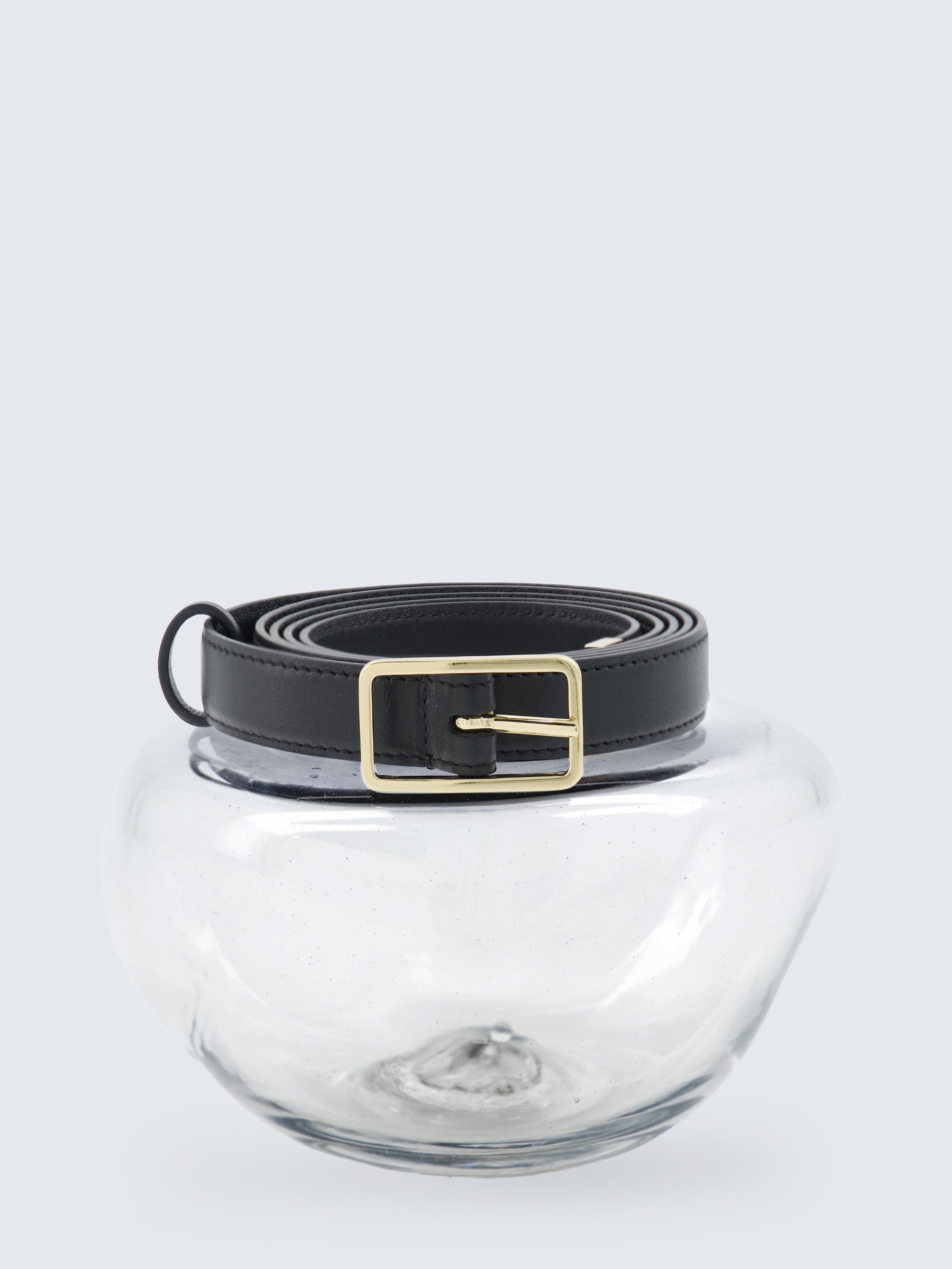 Ceinture fine en cuir de veau nappa