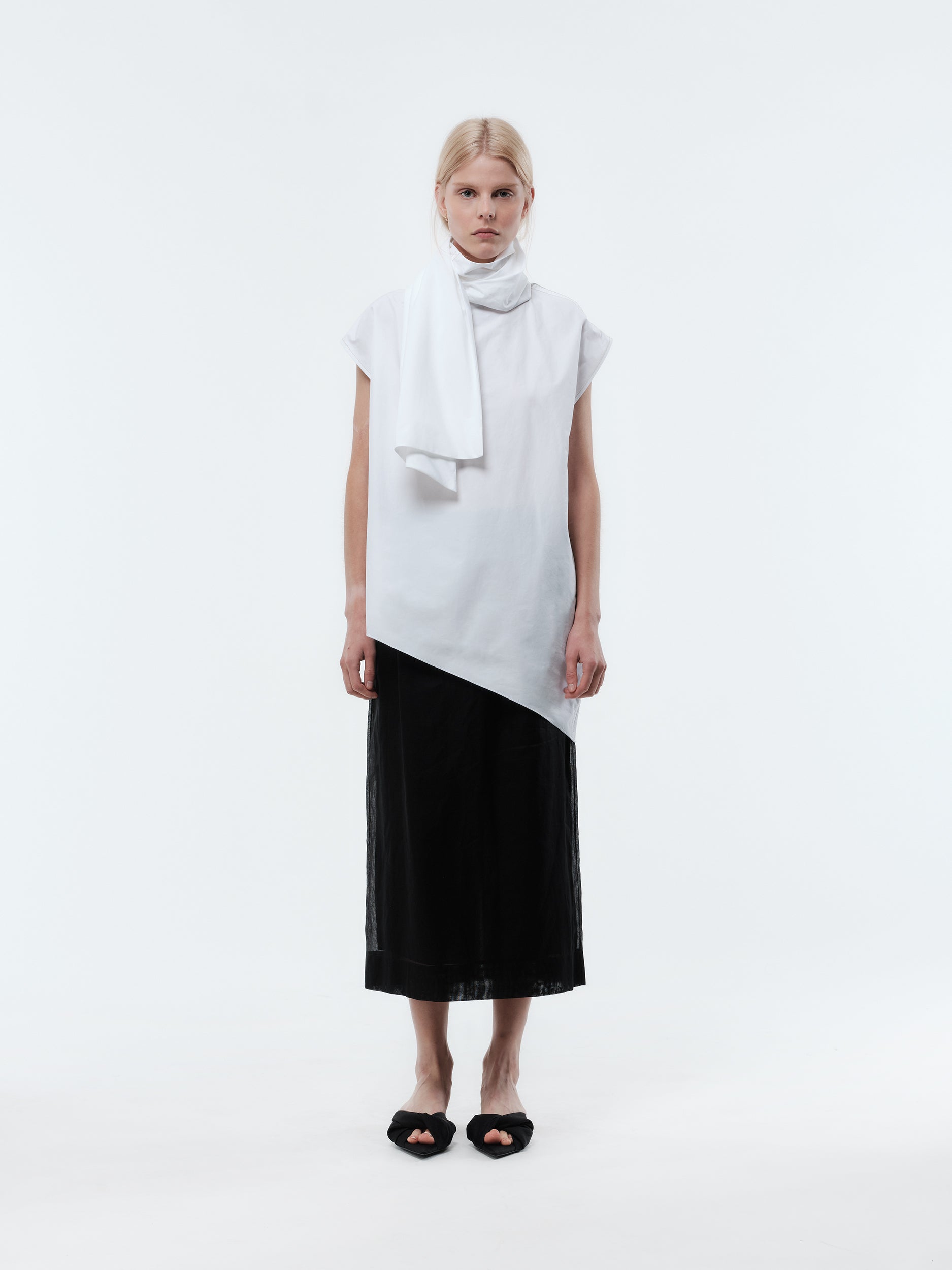 Scarf top in heavy poplin