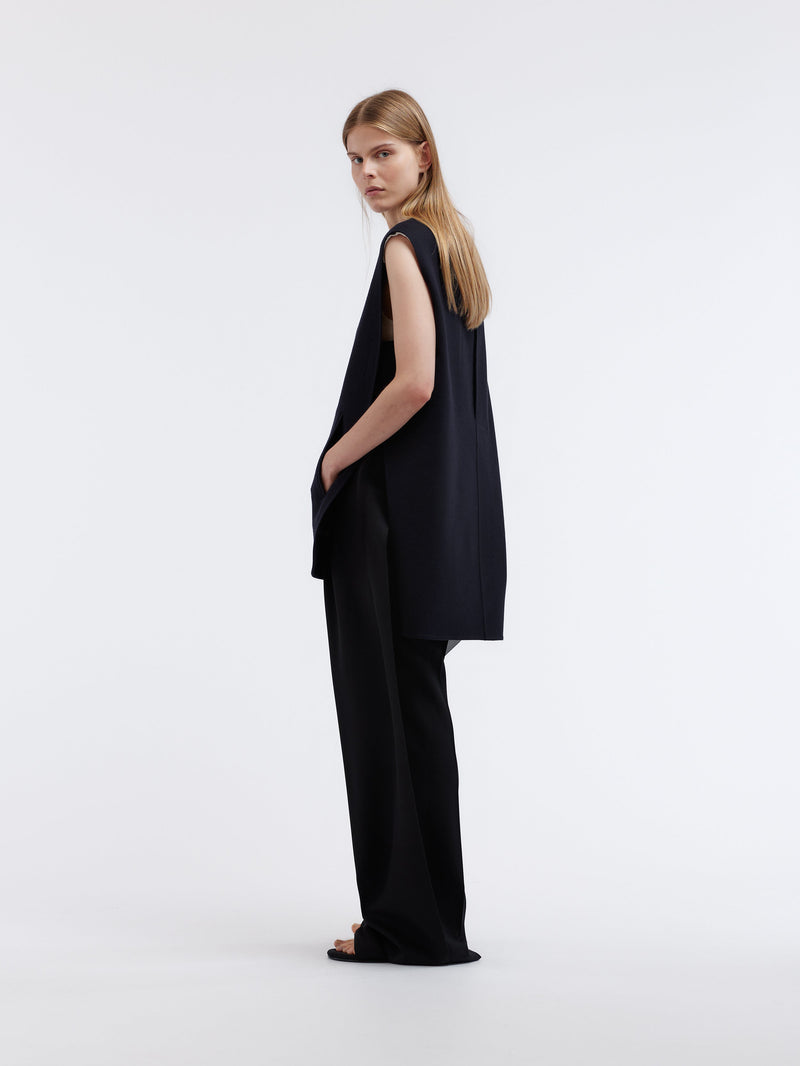 Sleeveless tunic in light double face wool