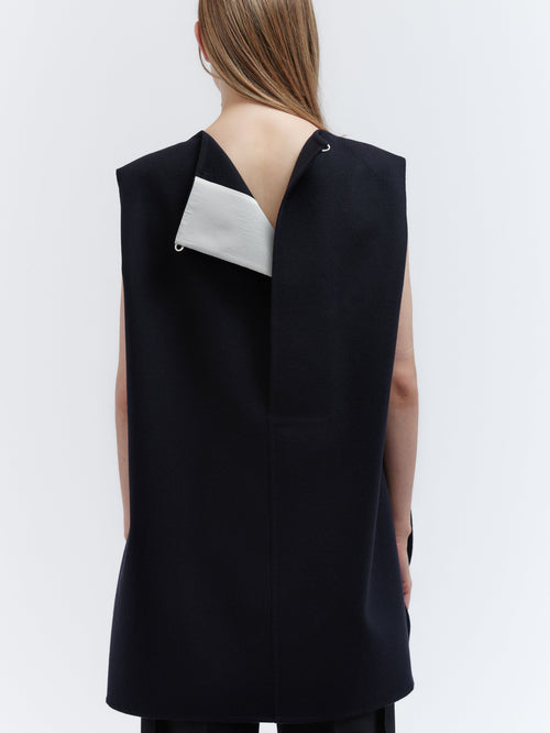 Sleeveless tunic in light double face wool