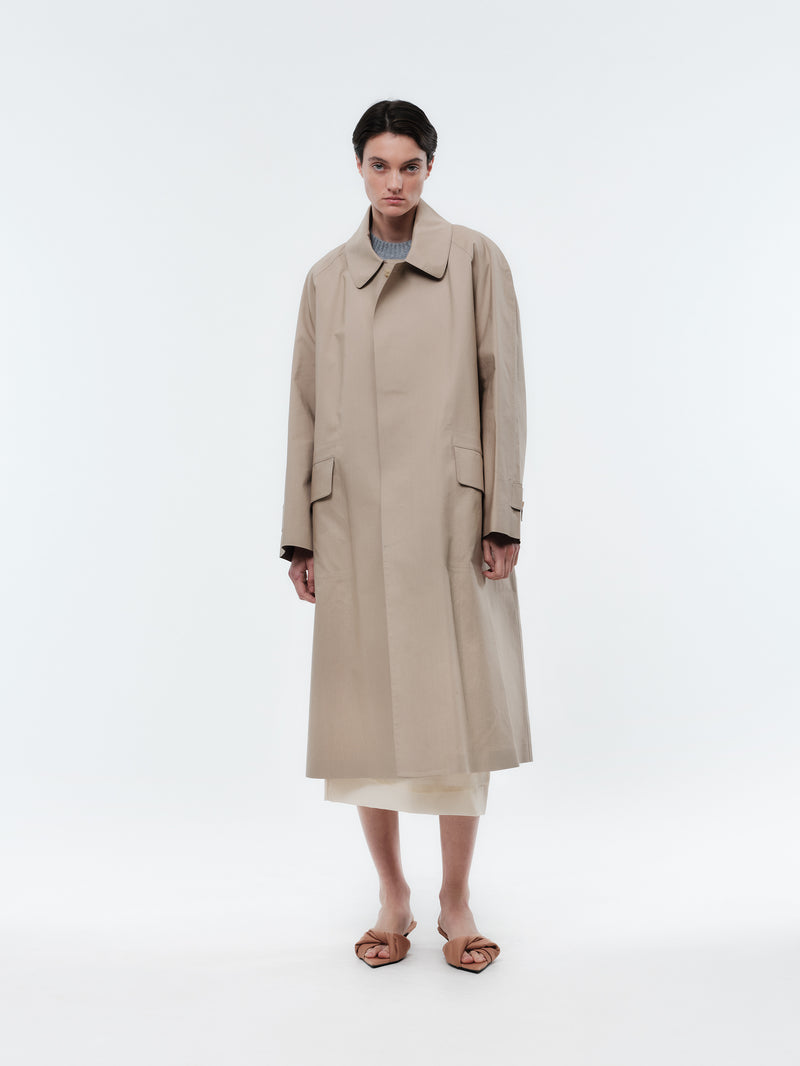 Trench coat in rainproof cotton
