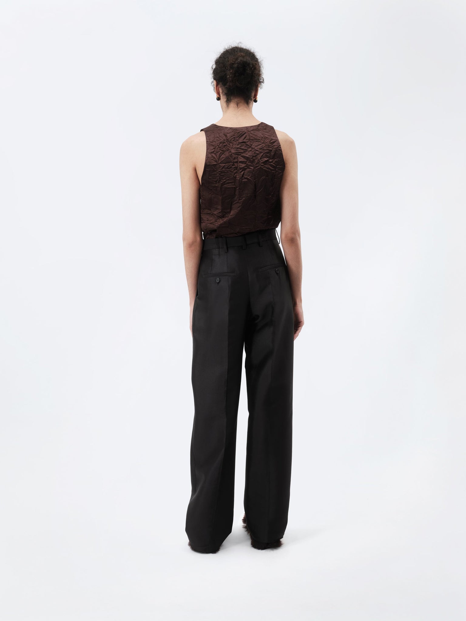 Double pleat trousers in silk wool couture