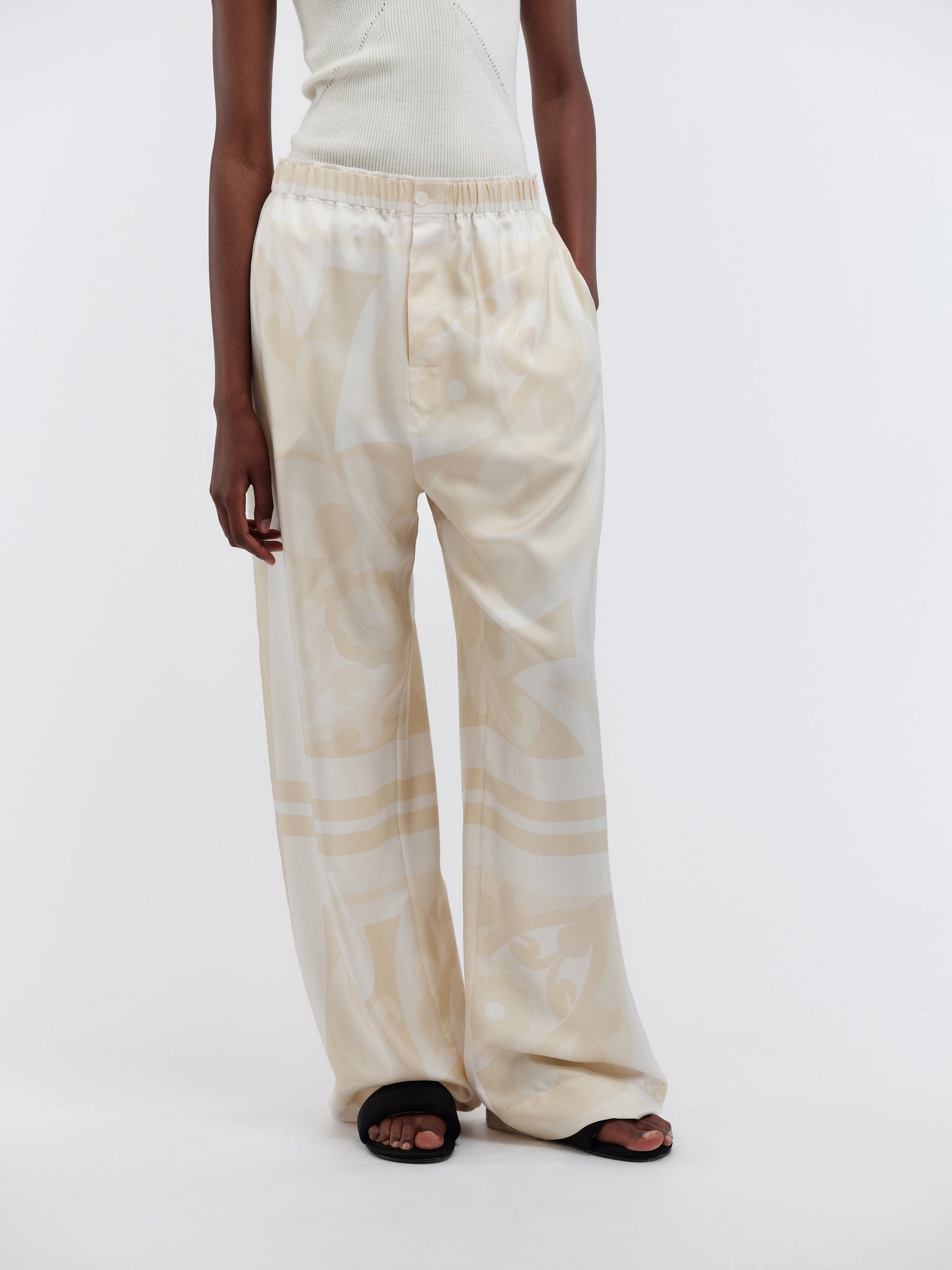 Pyjama trousers in foulard print