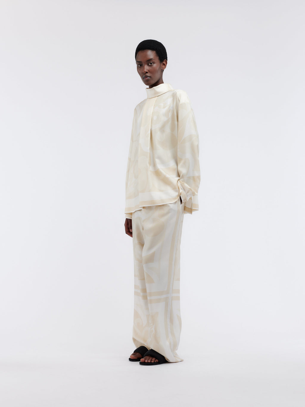 Pantalon taille élastiquée en soie imprimée foulards