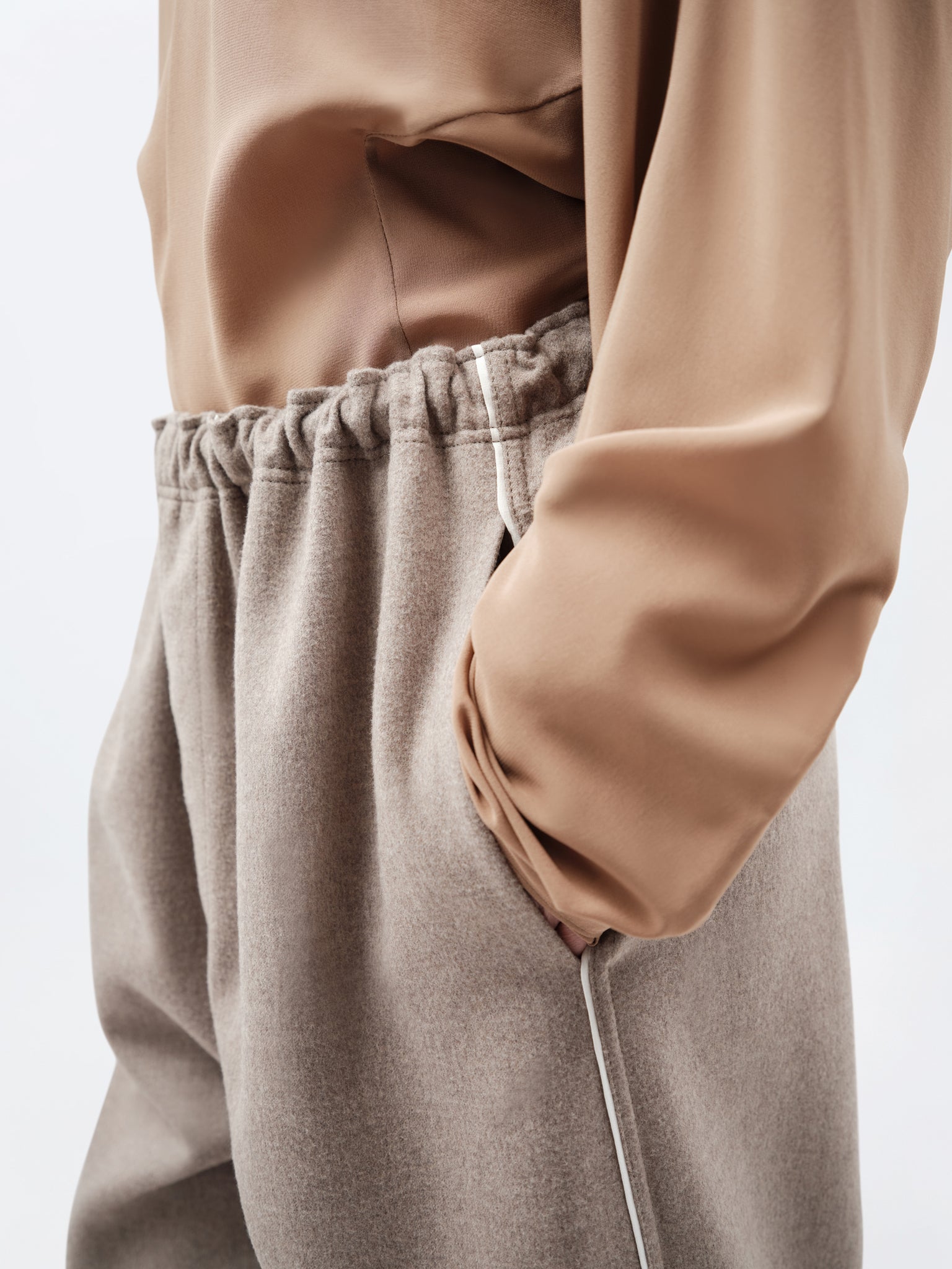 Pantalon à enfiler en laine double face légère