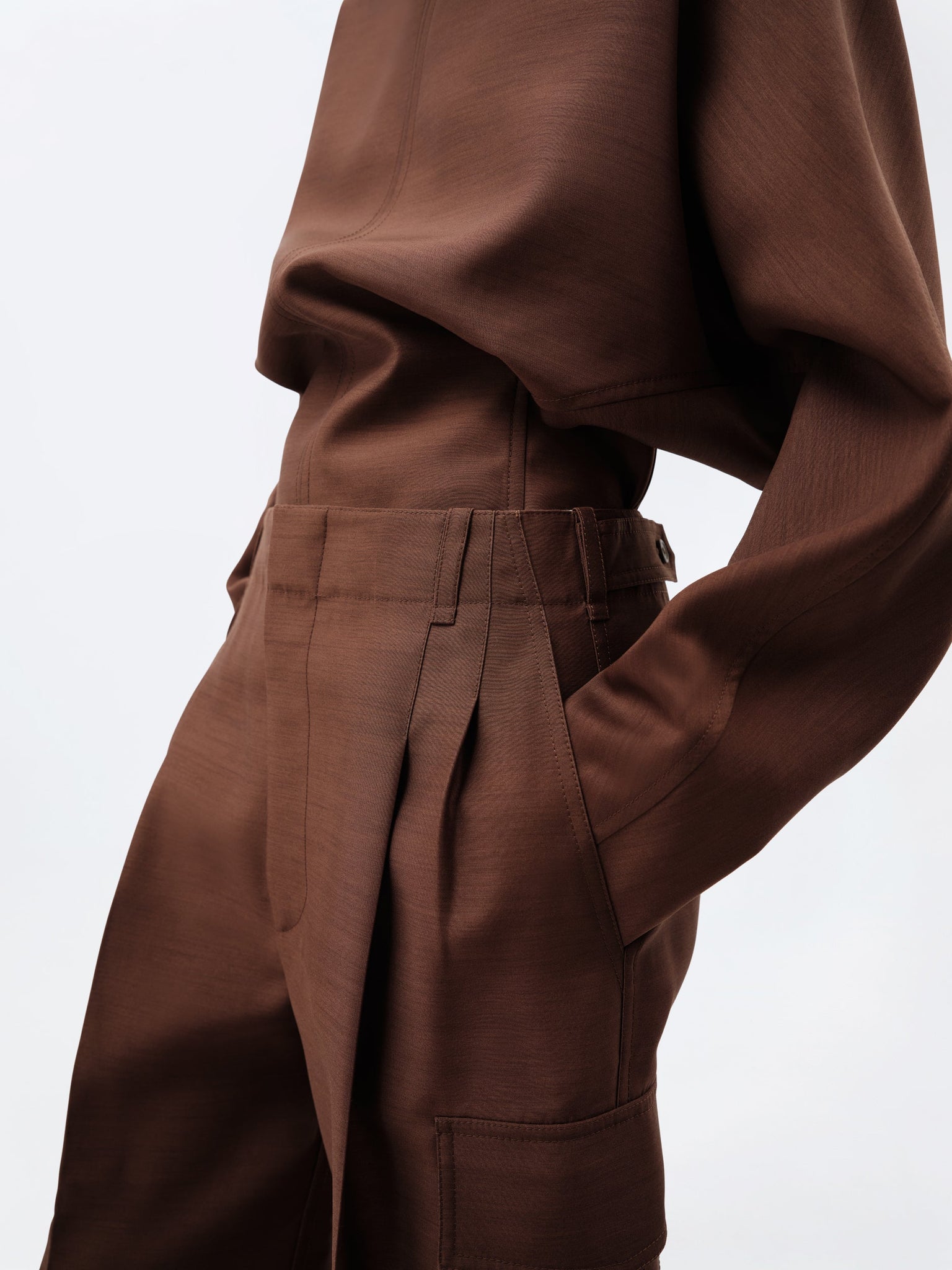 Pantalon cargo en toile de soie et laine