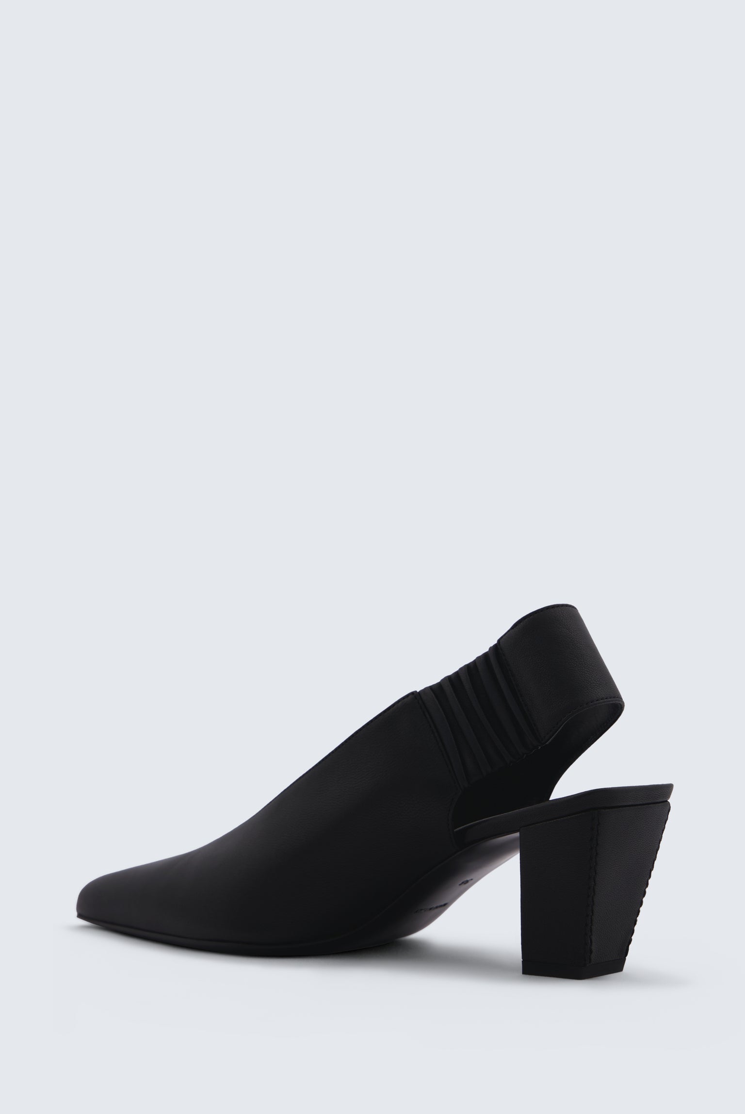 Rivoli slingback in nappa leather 