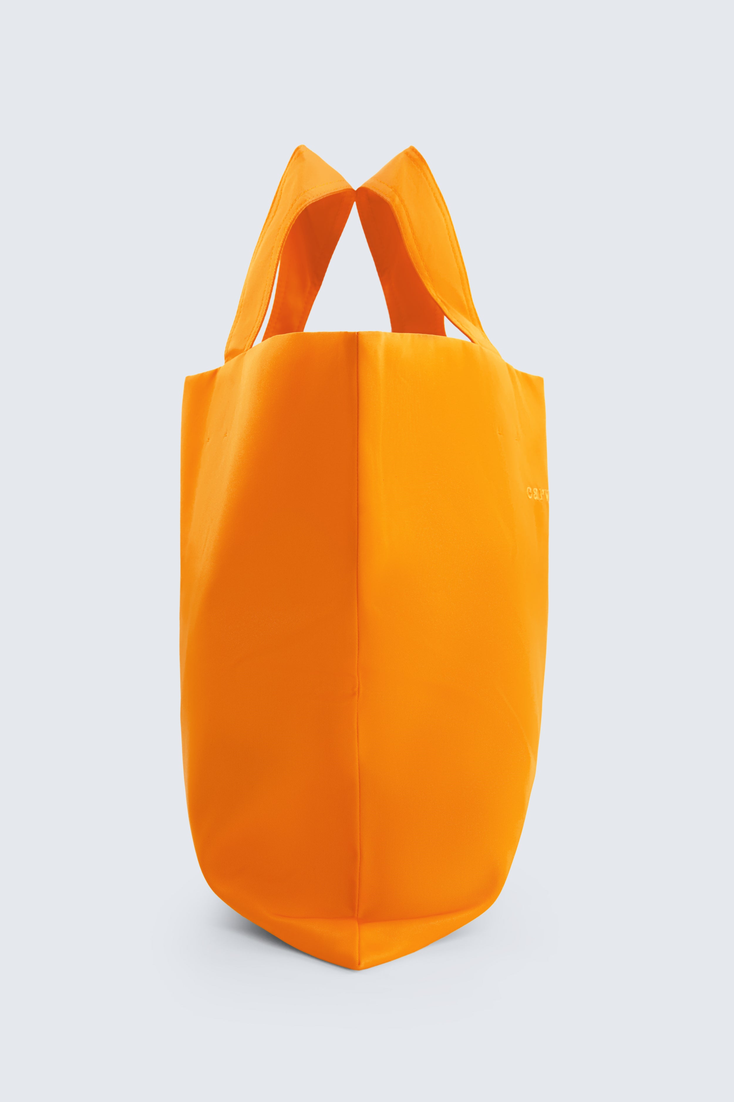 Small tote in nylon gloss