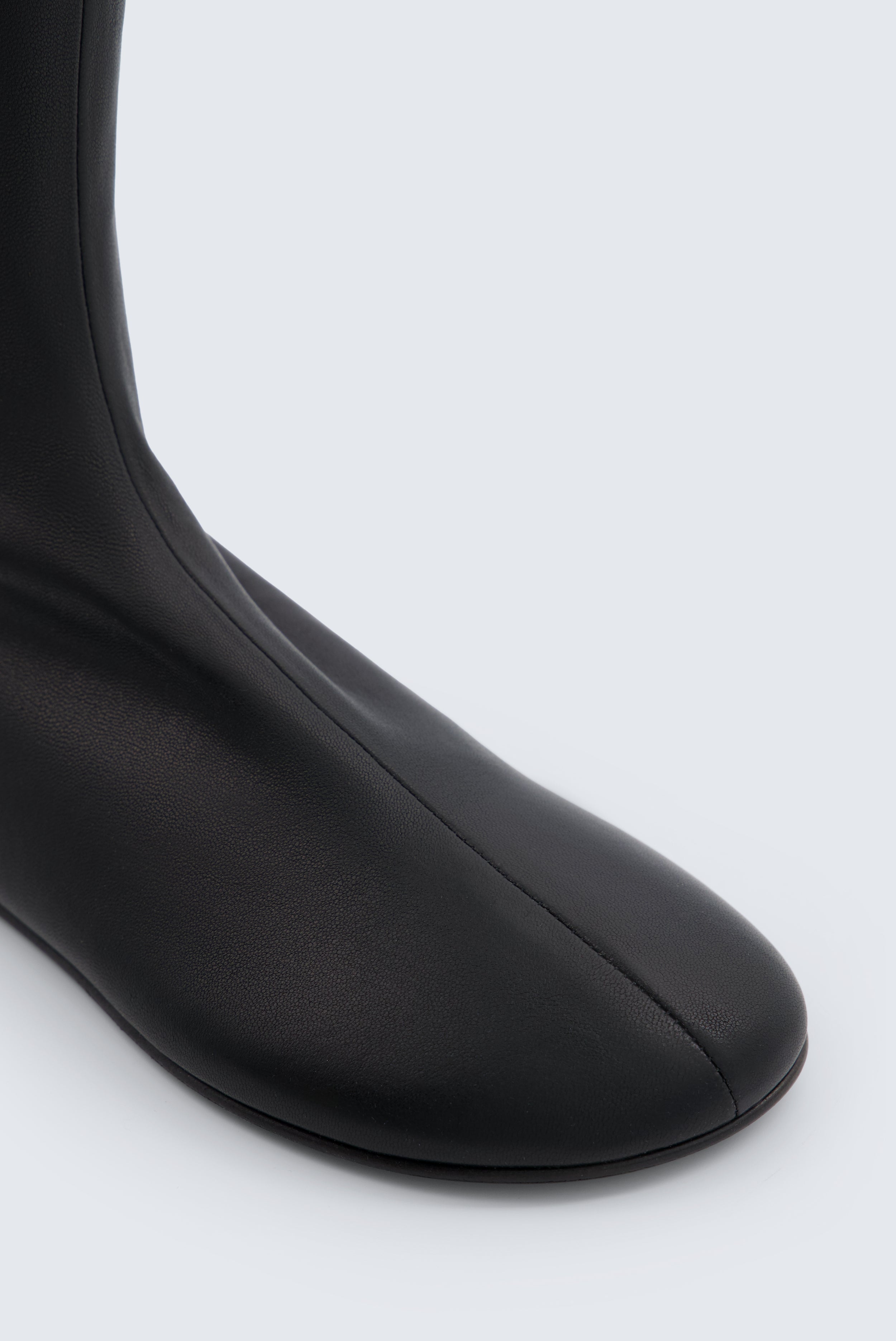 Glove boots in stretch nappa leather